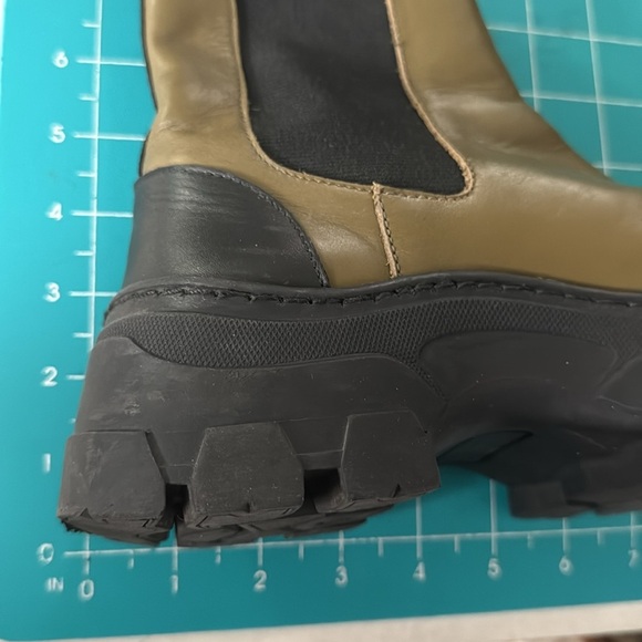 Each Other Olive & Black Leather Lug Platform Rugged Sole Ankle Boot Size 36 - Picture 15 of 15